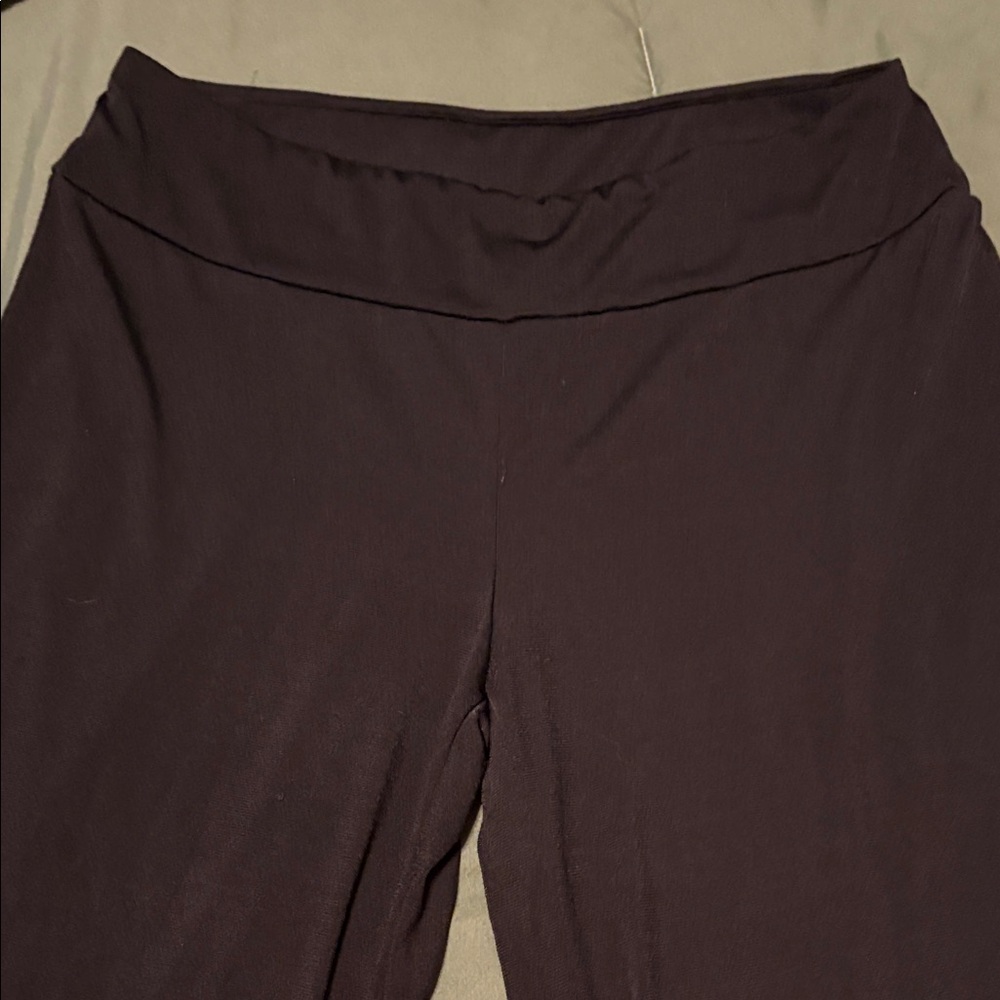 High-Rise Fold-Over Waist Leggings in Deep Brown